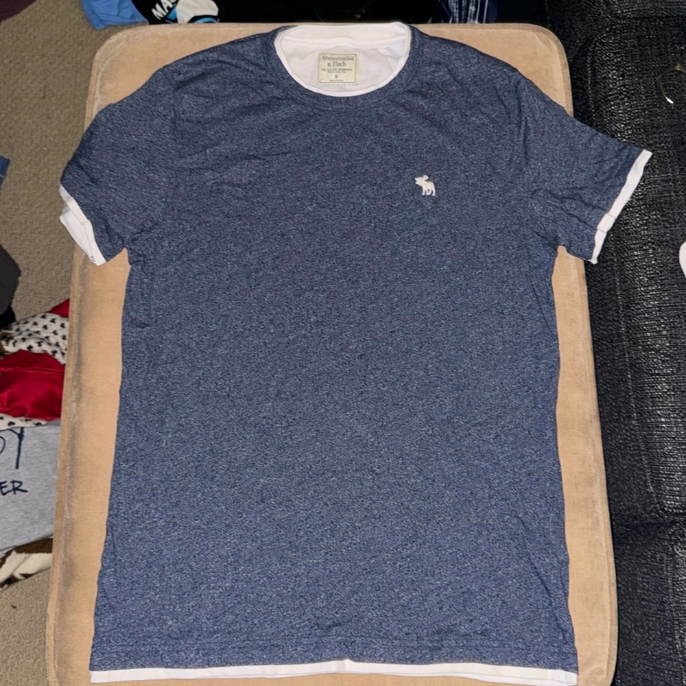Nice blue tee for school.